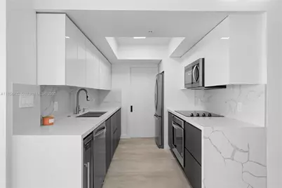 90 Alton Rd #2505, Miami Beach, FL 33139 - Photo 6