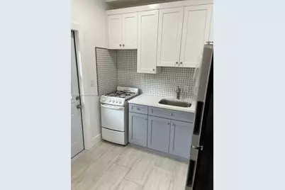 7710 Carlyle Ave, Miami Beach, FL 33141 - Photo 18