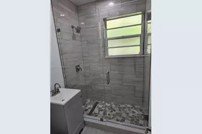 7710 Carlyle Ave, Miami Beach, FL 33141 - Photo 14