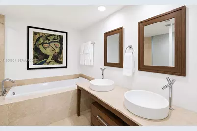 495 Brickell Ave #411, Miami, FL 33131 - Photo 14