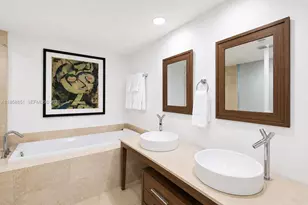 495 Brickell Ave, Miami, FL 33131 - Photo 14