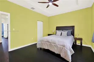 10480 W 33rd Ln, Hialeah, FL 33018 - Photo 20