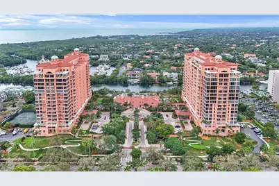 60 Edgewater Dr #9H, Coral Gables, FL 33133 - Photo 1