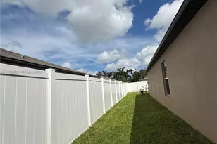 39889 Harmon Grove Ct, Zephyrhills, FL 33540 - Photo 60