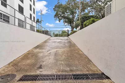 4300 Biscayne Blvd #G05, Miami, FL 33137 - Photo 38