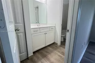 1121 Vermilion Dr, West Palm Beach, FL 33461 - Photo 14