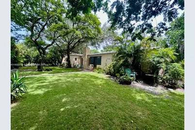 334 NE 107th St, Miami Shores, FL 33161 - Photo 2