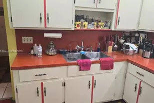 1853 NW 47th St, Miami, FL 33142 - Photo 20