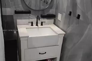 524 NE 27th Dr, Wilton Manors, FL 33334 - Photo 76