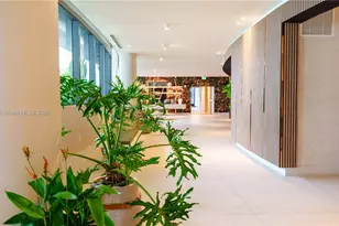 700 NE 24th St, Miami, FL 33137 - Photo 8