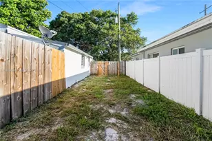 2128 Cleveland St, Hollywood, FL 33020 - Photo 52