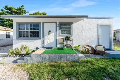 2128 Cleveland St, Hollywood, FL 33020 - Photo 2