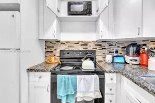 2128 Cleveland St, Hollywood, FL 33020 - Photo 34