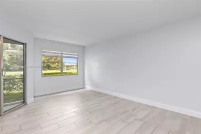 1110 SW 125th Ave #112M, Pembroke Pines, FL 33027 - Photo 16