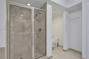 15051 Royal Oaks Ln, North Miami, FL 33181 - Photo 18