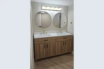 20500 W Country Club Dr #308, Aventura, FL 33180 - Photo 10