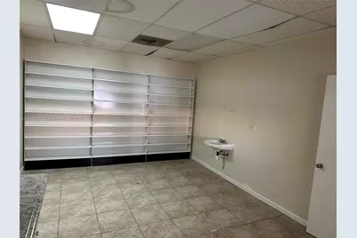 455 SW 17th Ave, Miami, FL 33135 - Photo 6