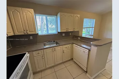 1261 SE 31st Ct #201-53, Homestead, FL 33035 - Photo 6
