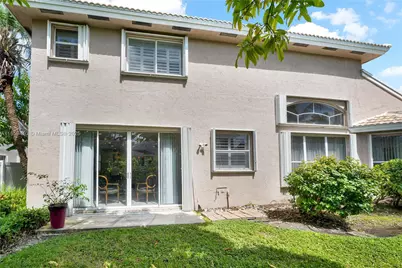 322 SW 184th Way, Pembroke Pines, FL 33029 - Photo 46