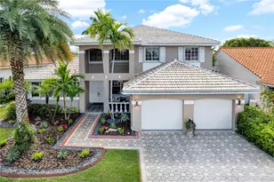 322 SW 184th Way, Pembroke Pines, FL 33029 - Photo 1