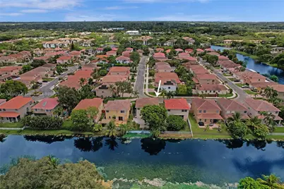 9860 NW 20th Ct, Pembroke Pines, FL 33024 - Photo 36