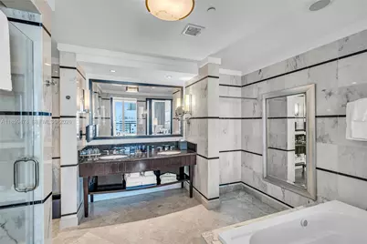 4391 Collins Ave #1706/1707, Miami Beach, FL 33140 - Photo 16