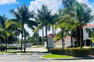 8252 SW 25th Ct, Miramar, FL 33025 - Photo 4