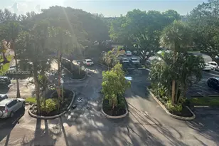 2671 S Course Dr, Pompano Beach, FL 33069 - Photo 8