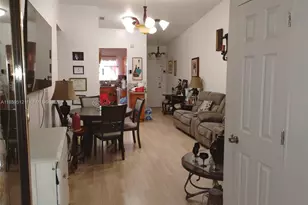 1097 SE 12th Ter, Homestead, FL 33035 - Photo 12