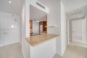 1000 West Ave, Miami Beach, FL 33139 - Photo 18