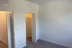 945 NE 211th St, Miami, FL 33179 - Photo 14