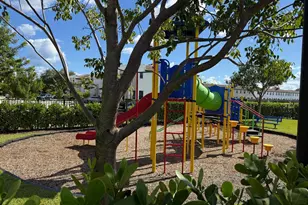 945 NE 211th St, Miami, FL 33179 - Photo 30
