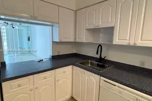 5701 Collins Ave, Miami Beach, FL 33140 - Photo 2