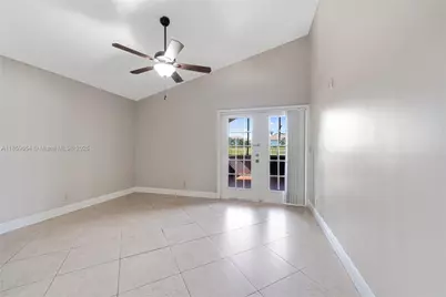 3887 NW 7th Pl, Deerfield Beach, FL 33442 - Photo 12