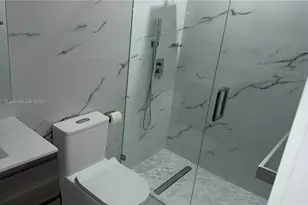 10500 NW 2nd Ct, Plantation, FL 33324 - Photo 16