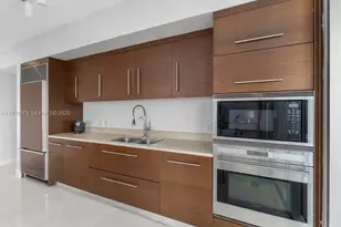 485 Brickell Ave, Miami, FL 33131 - Photo 12