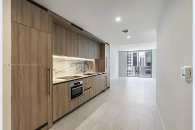 77 SE 5th St #1709, Miami, FL 33131 - Photo 38