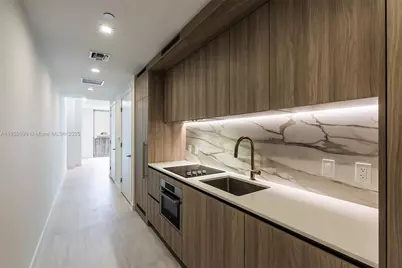 77 SE 5th St #1709, Miami, FL 33131 - Photo 46