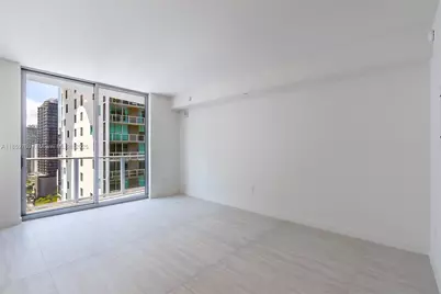 77 SE 5th St #309, Miami, FL 33131 - Photo 34