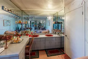 2420 NW 132nd St, Miami, FL 33167 - Photo 54