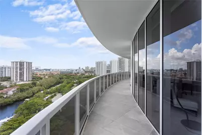 4100 Island Blvd #1503, Aventura, FL 33160 - Photo 32