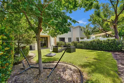 650 NE 191st Ter, Miami, FL 33179 - Photo 78