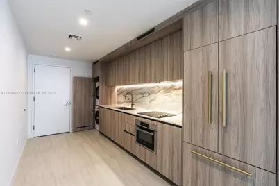 77 SE 5th St #2701, Miami, FL 33131 - Photo 30