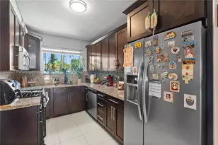 7528 Hispanola Ave, North Bay Village, FL 33141 - Photo 14