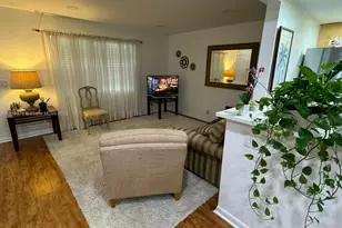 303 Burgundy G, Delray Beach, FL 33484 - Photo 8