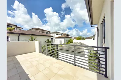 8162 NW 48th Ter, Doral, FL 33166 - Photo 48