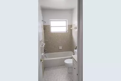 1826 Cleveland St #6, Hollywood, FL 33020 - Photo 12