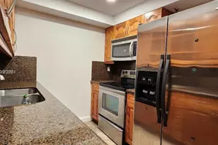 1621 Collins Ave, Miami Beach, FL 33139 - Photo 4