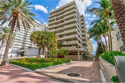 1621 Collins Ave #404, Miami Beach, FL 33139 - Photo 2