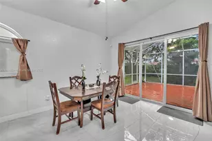 544 NW 159th Ln, Pembroke Pines, FL 33028 - Photo 14